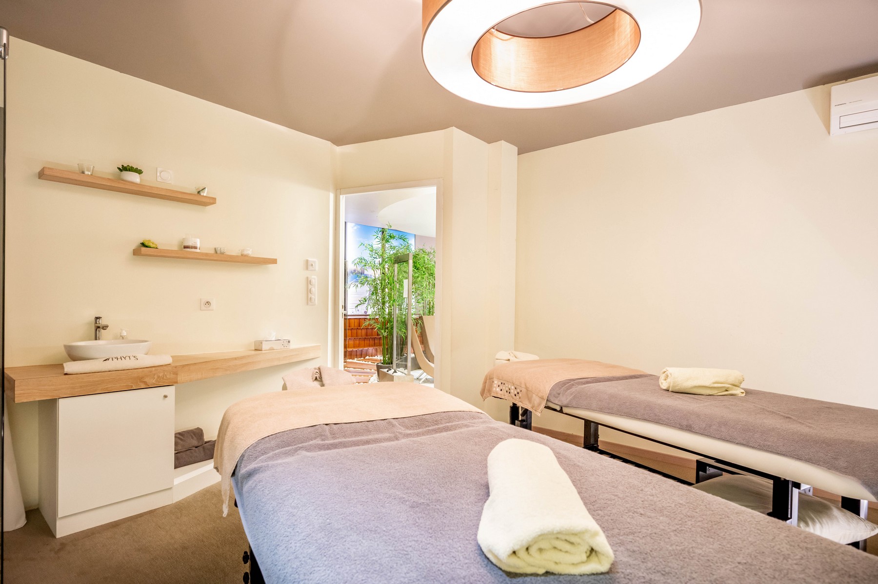 Salle de massage duo Zénéo Spa