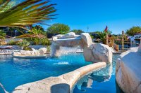 Cascade piscine extérieure