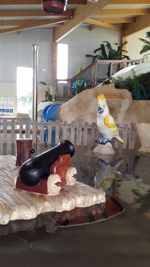 Jeux de la pataugoire de la piscine couverte du camping la Boutinardière à Pornic en Loire Atlantique 44
